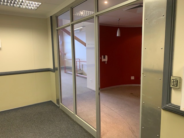 To Let Commercial Property for Rent in Observatory Western Cape